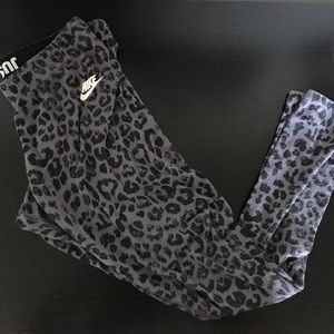 Cheetah Nike leggings 7/8